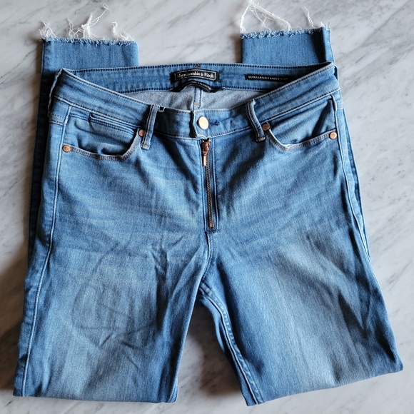 A&F Super Skinny Ankle Jean 27 - Picture 4 of 8